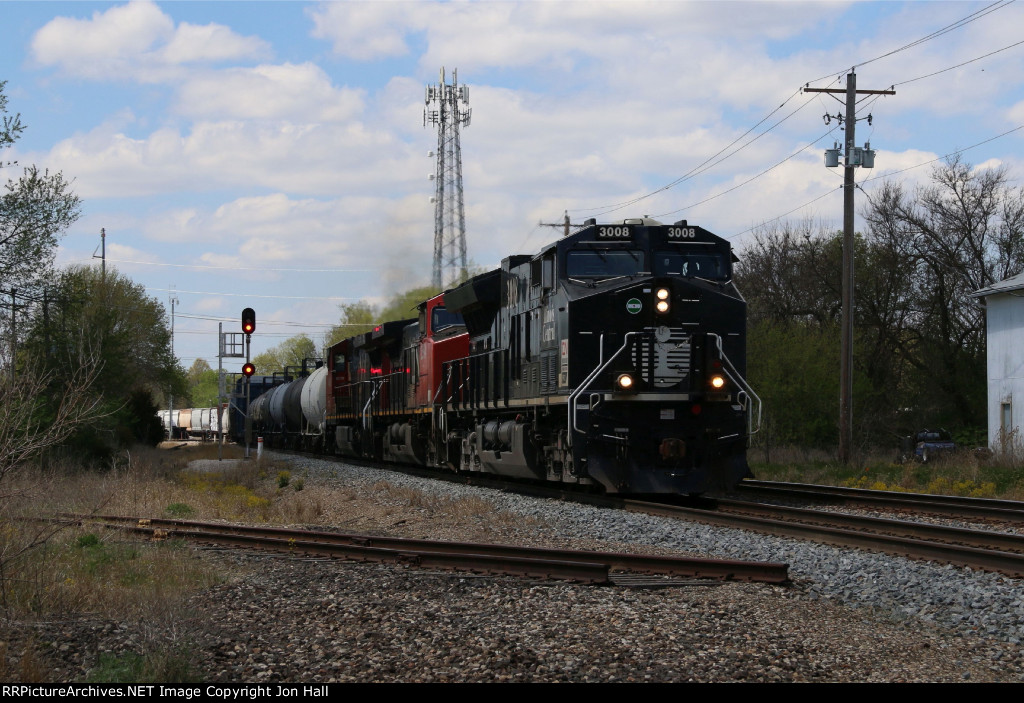 CN's IC heritage unit leads M396 east on to the double track